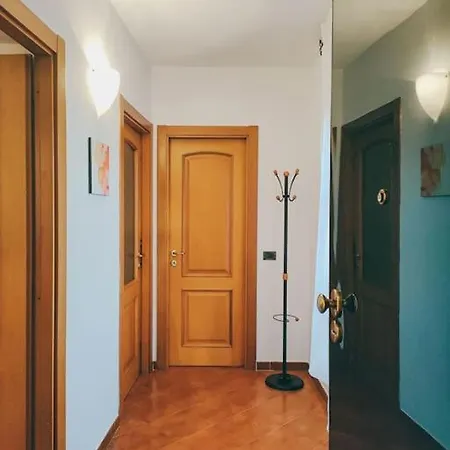La Finestra Sui Cappuccini Апартаменты *